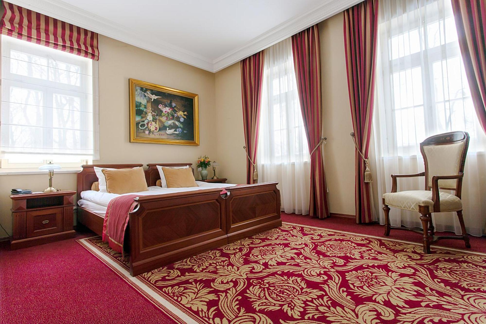 Palac Zelechow Spa & Wellness Екстериор снимка
