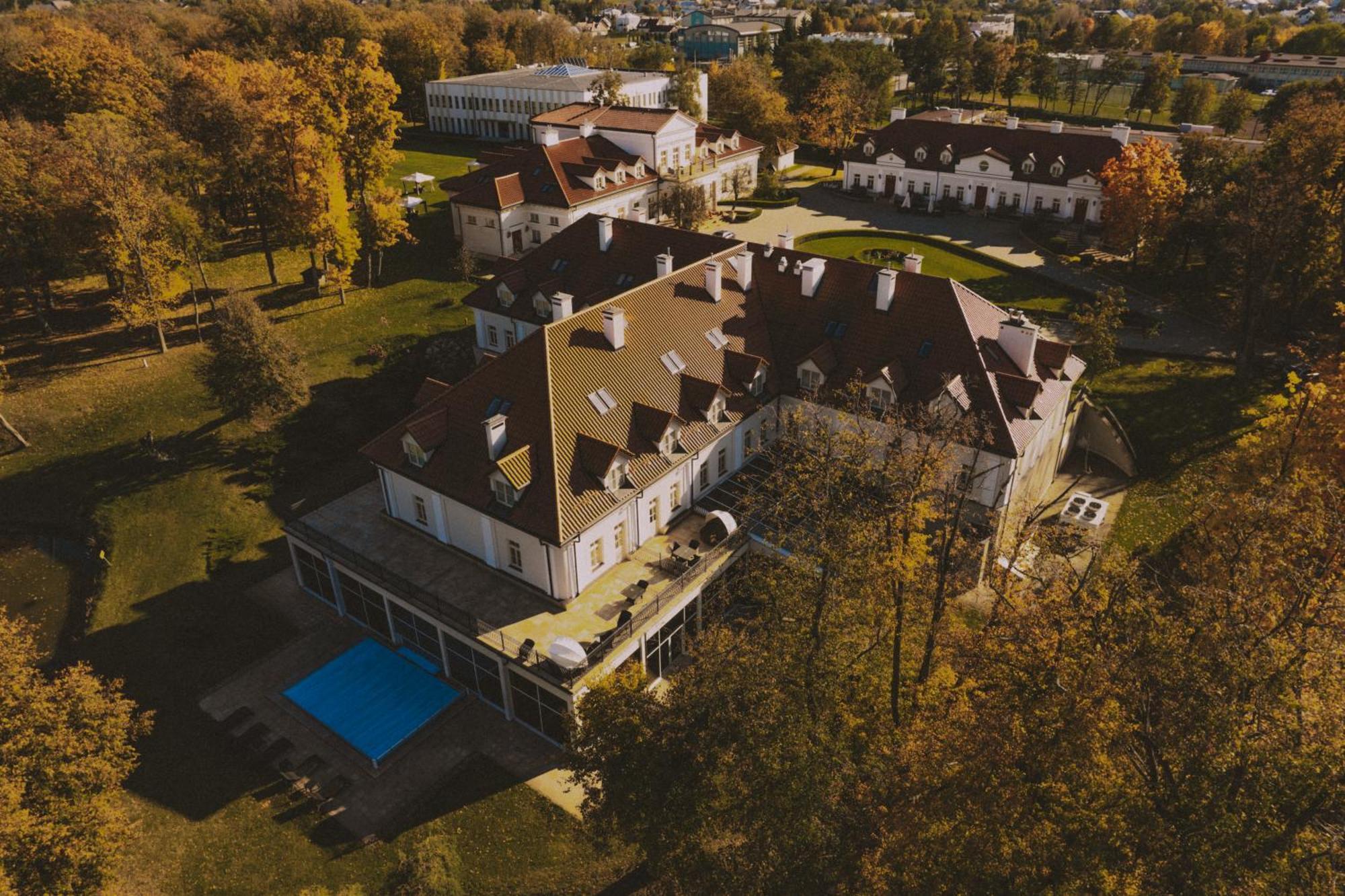 Palac Zelechow Spa & Wellness Екстериор снимка